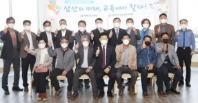 장석웅 전남교육감 “거문도교육 역사관 조성, 지역민 소통공간으로…”