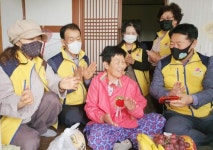 전남 강진군 도암지사협, 어르신 대상 라디오 지원사업 첫 추진