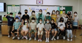 포항 효자초,  글로벌 리더로 육성한다.