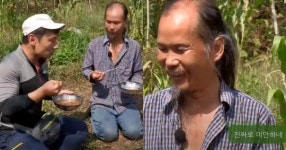 세상사에 초연한 자연인도 무릎 꿇고 석고대죄한 이승윤 꿀국수 사건 (영상)