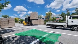 고창군종합사회복지관, ㈜코롬방제과와 비타민 7081박스 전달