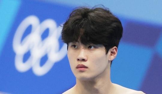 황선우, 세계수영연맹 세계선수권대회 100m 결승 진출 실패...메달 놓친 아쉬움 이어감.