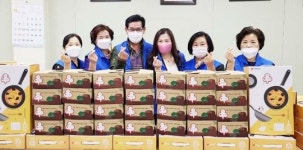[포토]광주시 남구 송암동 지사협, 추석맞이 송편 및 생필품 전달