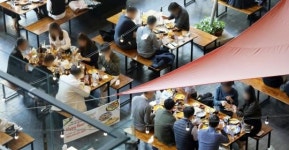 [속보] 정부 “위드코로나 후 식당-카페 운영시간 제한 해제 검토”