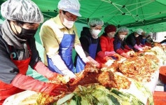 [포토]광주시 북구 중흥3동, 사랑의 김장 나눔