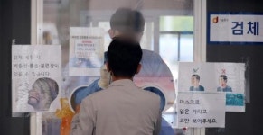 [2보] 신규 확진 6172명 발생...사흘 연속 1만 명 미만