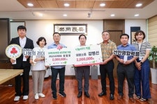 제빵소덤·㈜산수유케미컬, 남양주시에 취약 아동 위한 후원금 전달