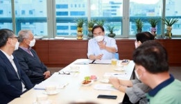 서거석 전북교육감, 직업계고 활성화 방안 찾는다