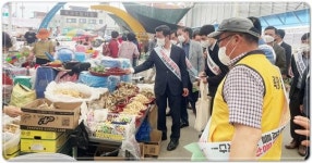 정인화 광양시장, 추석 명절 앞두고 전통시장 민생현장 방문