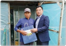 전남 강진군 강진읍 신학마을 정명흥 이장, 추석을 맞아 복지사각지대 가구에 온정 전해