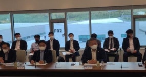 이상민 행정안전부 장관, 충주 현대엘리베이터 찾아 애로사항 청취