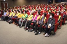 청송군, 어르신들 행복 위해 일자리만들기 주력