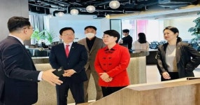 이달희 경북도 경제부지사, 유한건강생활 본사 방문해 투자유치 간담회