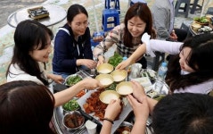 전남 강진군,병영 불금불파 첫 개최…수천 인파 몰려 ‘불야성’