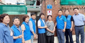 [포토]광주시 남구 월산5동 지사협, 시온요양원 착한가게 현판식