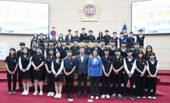 전남도의회 박경미 의원,광양골약중학교 청소년 의회교실 참여 학생 격려