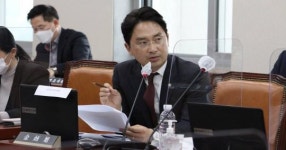 한수원, ‘탈원전’ 공백 메우려 태양광 시설에 혈세 펑펑