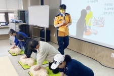 [포토]광주시 남구, 알아두면 쓸모있는 심폐소생술 교육 실시