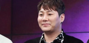 이혼한 윤민수, 오늘(4일) 전처 김민지 씨와 사이 좋게 찍은 사진 공개 (+이유)