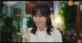 1992년 시골서 성인용품 방문판매하는 여자가 주인공인 신작 국내 드라마 (정체)