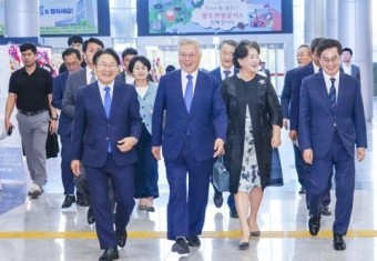 [위키 포토]강기정 광주광역시장, 9·19평양공동선언 6주년 기념식 광주 평화회의 참석