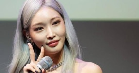 가수 청하, 1년 만에 볼륨을 높여요 DJ 자리서 하차 (+이유)