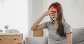 “약국에서 쉽게 살 수 있는 진통제…이것과 함께 먹으면 내부 출혈 위험 두 배”