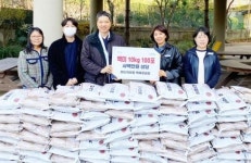 순천마디척의원, 덕연동에 백미 100포로 따뜻한 온정을 더하다