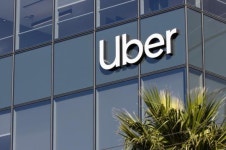 우버(Uber), UT 지분 전량 인수