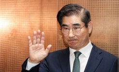 김용현 측, “탱크로 밀어버려” 주장한 추미애·서영교·박선원 의원 고소