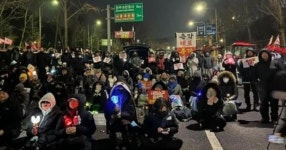 “죽으라는 거였다” 영하 한파에 남태령 밤새 지키며 저체온증 온 시민들 분노