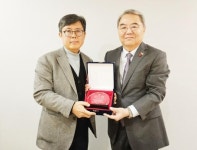 안도걸 국회의원,“5·18민주화운동공로자회 감사패”수상