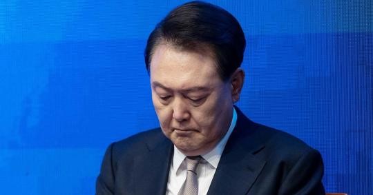 윤석열 전 대통령 체포영장 발부, 공수처 수사 절차 논란 지속 중