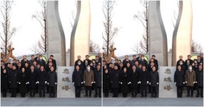 영천시의회, 충혼탑 참배로 2025년 새해 시작