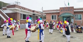 전남 장흥군 부산면 용반마을, 지신밟기 행사로 세시풍속 이어가