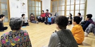 전남 강진군 작천면, 고령층 대상 산불예방 총력…경로당 직접 찾아 교육