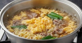 편의점서 2+1 행사 중… 일본 감성 담은 진한 국물의 한국 라면