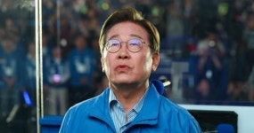 유시민 “이재명 대통령 당선돼도 쉽지 않을 것”
