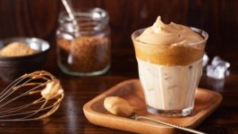 “요즘 누가 커피 마셔요”…카페인 대신 충전한다는 음료의 정체