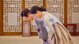 “이재명 피자, 피의자로 잘못 읽어”…야권, 이 대통령 부부 냉부해 출연 맹공