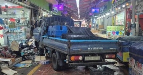 [속보] 부천 시장 차량 돌진 사고로 2명 사망