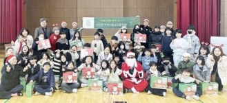 전남 담양군 무정면, 아이들에게 특별한 겨울 선물 전달…‘산타 무정마을 오셨네’