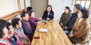 “취임 첫날, 어르신부터 챙겼다”~서혜련 함평군 신광면장, ‘발로 뛰는 소통 행정’ 시동