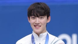 쇼트트랙 첫 메달 나왔다…임종언, 남자 1000m ‘막판 역전’ 동메달