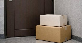 택배 옮기려 문 연 순간 노렸다…여성 집 침입한 30대 검거 (하남)