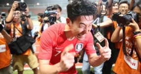 “손흥민 군 면제 내가 시켜줬다”…소신 발언한 '인물' 정체