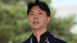 박수홍 가족 괌행 비행기 '탑승 번복'에 1시간 지연, 결국 사과…무슨 일? [전문]