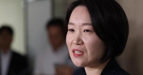 “2억 넘게 무이자로 빌려줘”…이소영 장관 후보자 가족 '증여세' 의혹