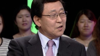 김동건 