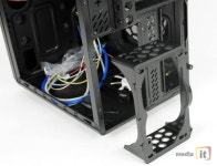 색다른 큐브형 PC가 땡길 때, 앱코 NCORE 아톰 3.0